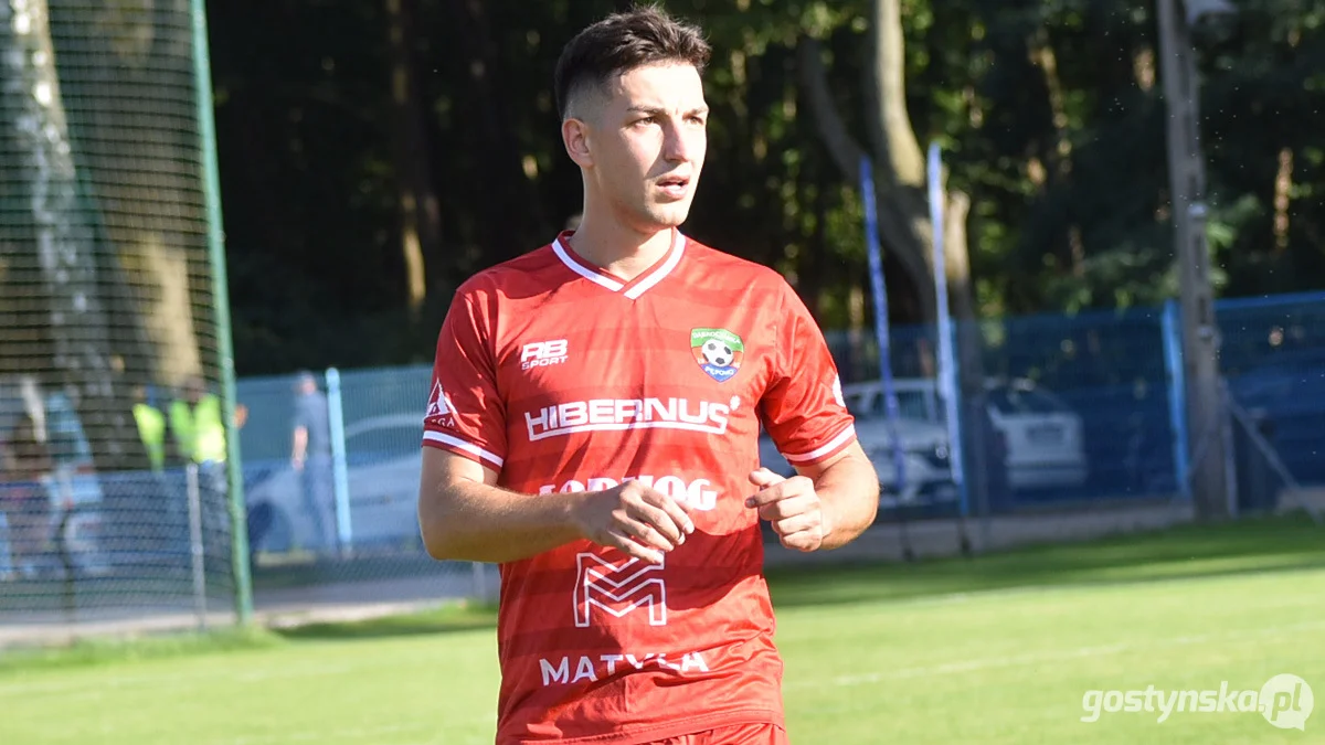 Korona Piaski - Dąbroczanka Pępowo 3 : 1