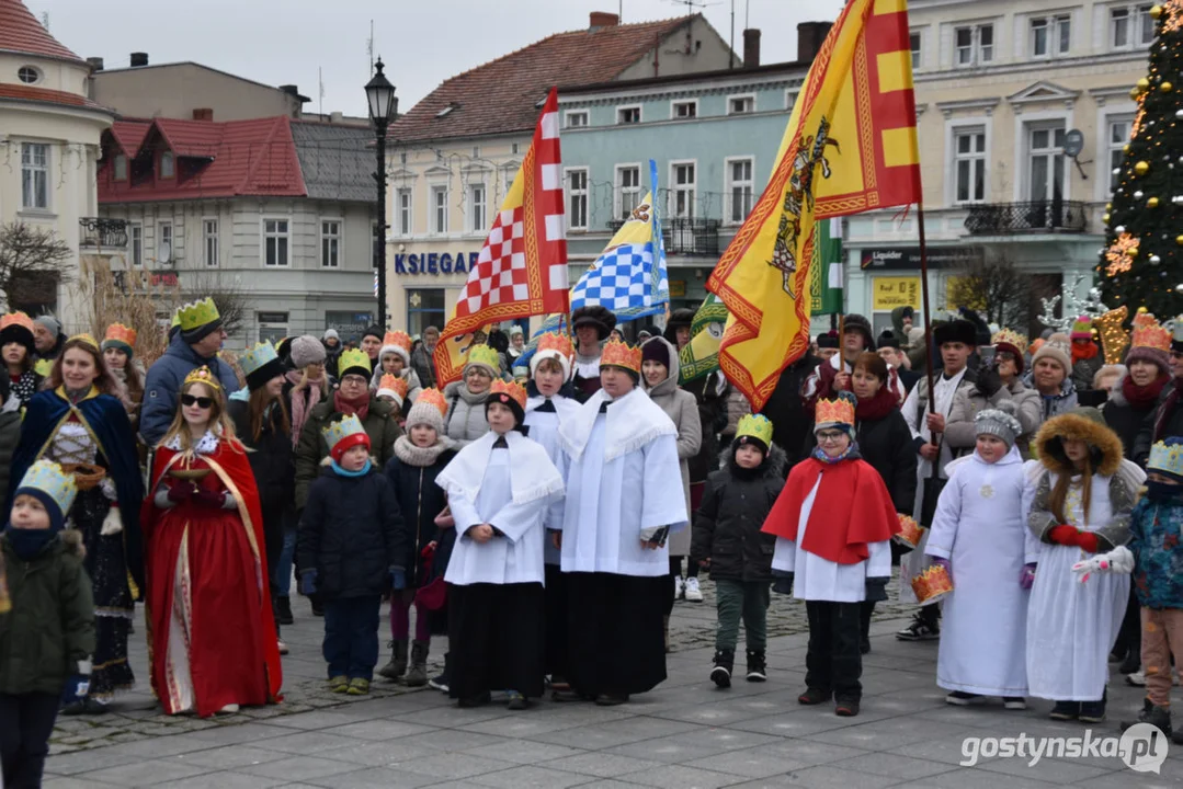 "W jasełkach leży" - Orszak Trzech Króli na ulicach Gostynia