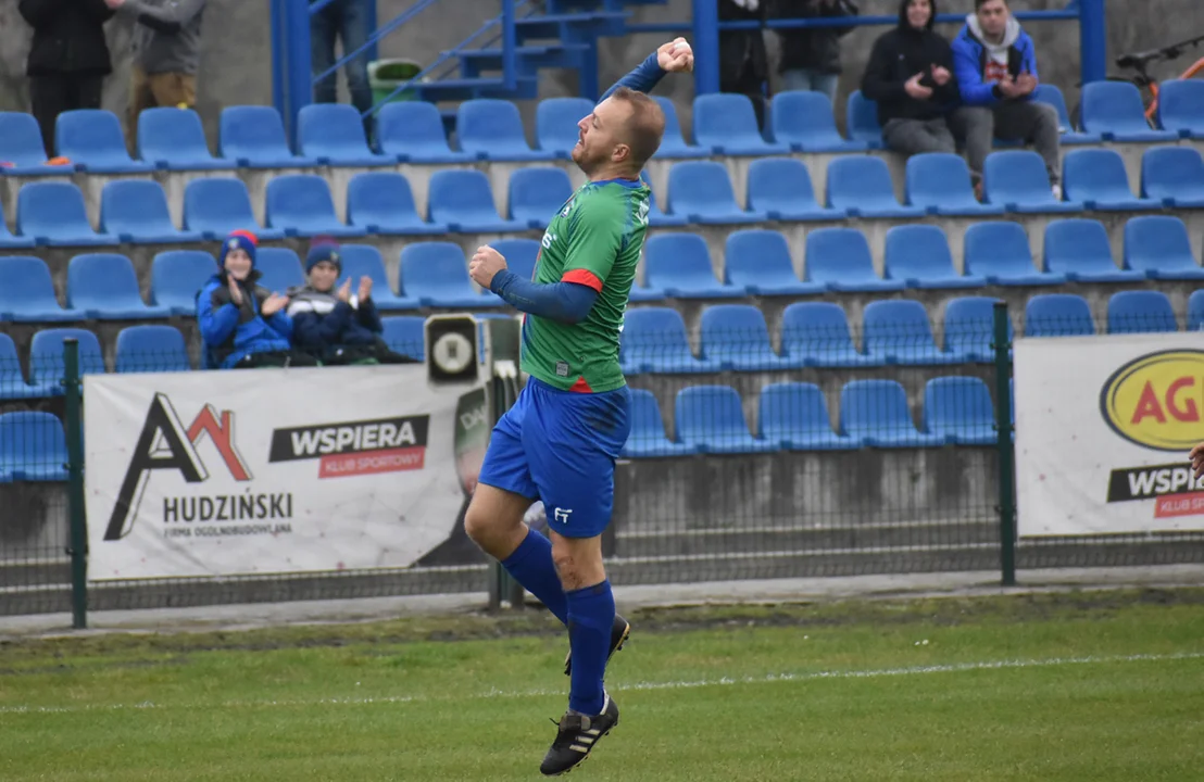 Dąbroczanka Pępowo - Tęcza-Osa Osieczna 5 : 0