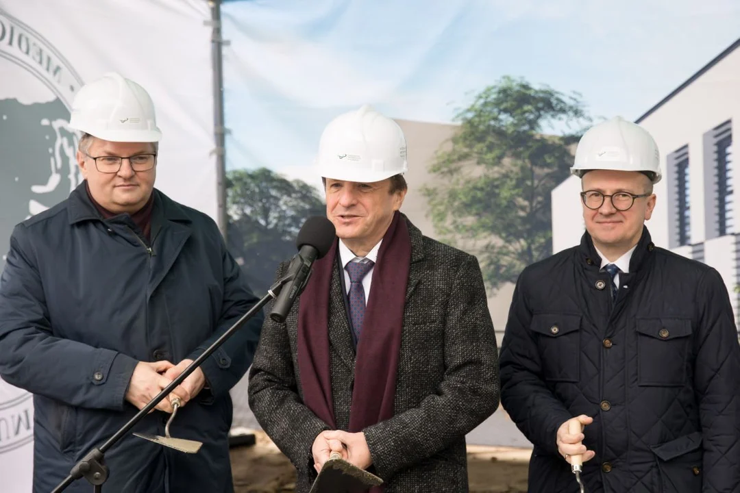 Powstanie nowe Centrum Kliniczne w Poznaniu. Wmurowano kamień węgielny pod budowę