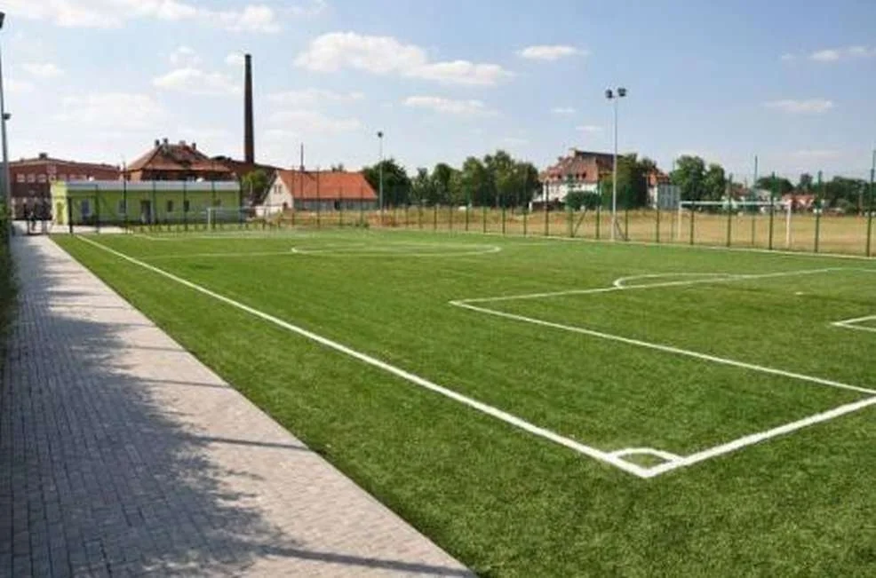 Kompleks boisk sportowych przy szkole w Witaszycach zostanie poddany gruntownej modernizacji - Zdjęcie główne