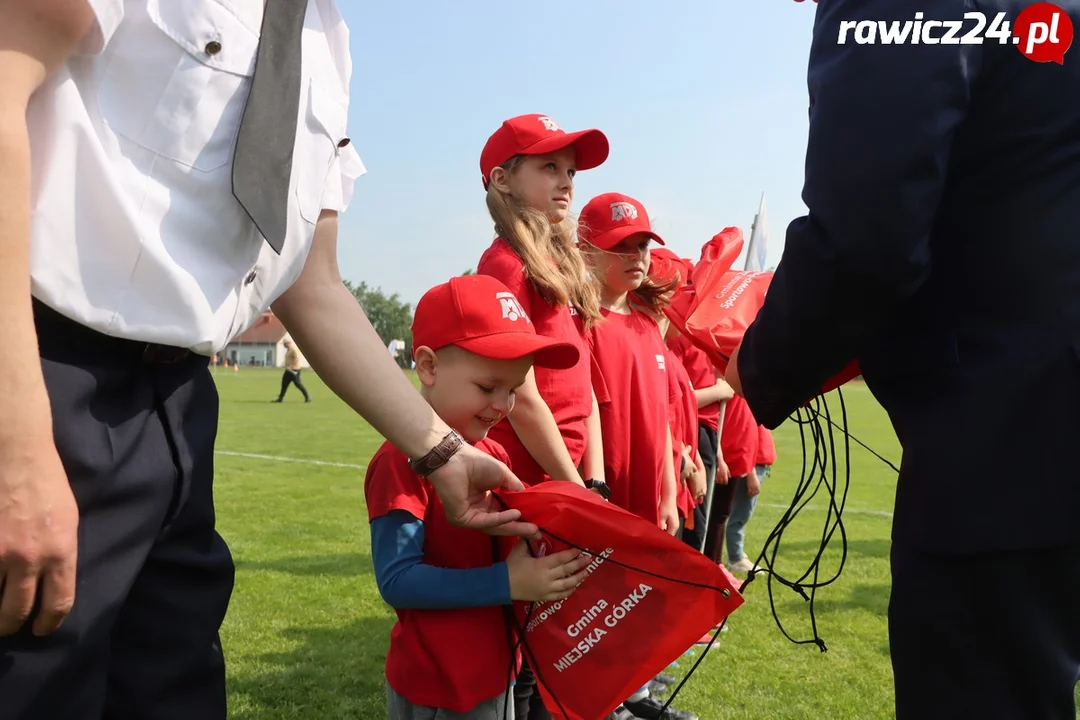 Dziecięce Drużyny Pożarnicze na zawodach w Miejskiej GórceDziecięce Drużyny Pożarnicze na zawodach w Miejskiej Górce