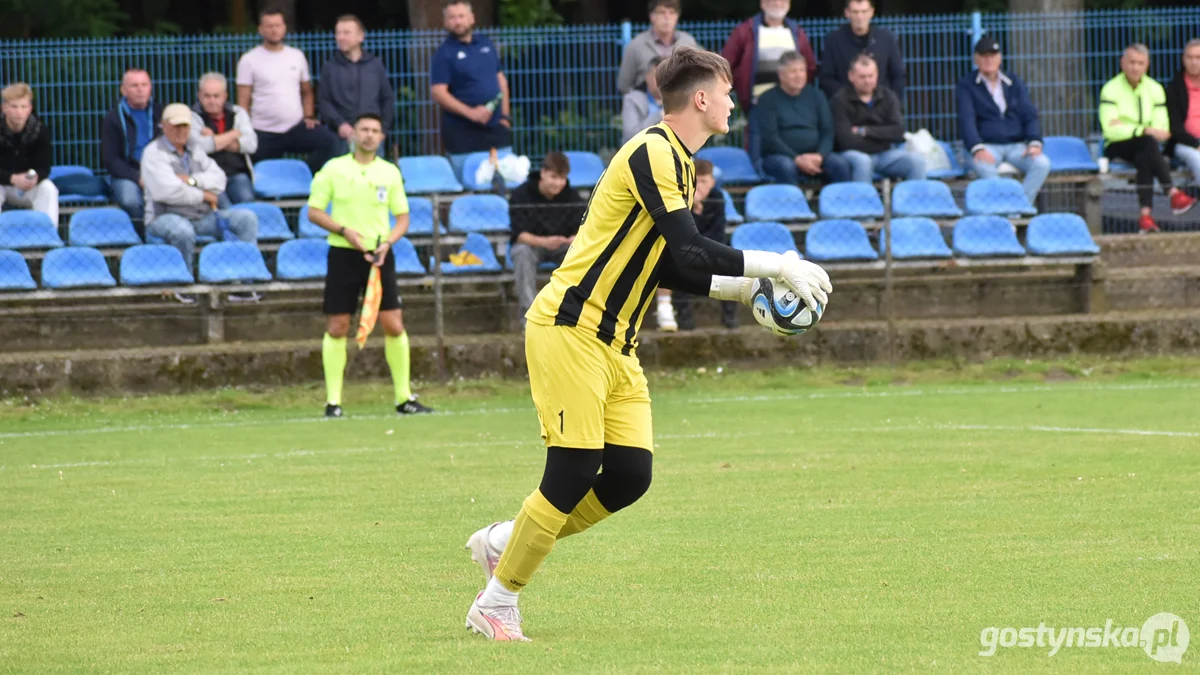 Korona Piaski - LKS Gołuchów 1 : 0