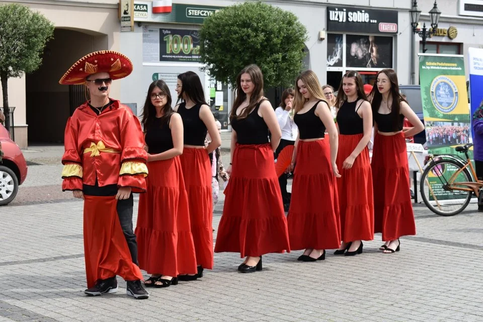 Krotoszyn. Miasteczko europejskie i pochód przedszkolaków