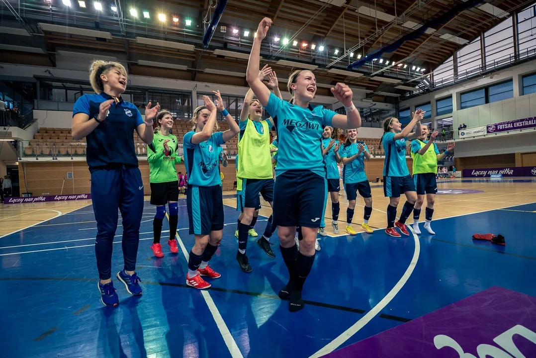 Młodzieżowe Mistrzostwa Polski w futsalu U-15 w Poznaniu. Zwycięstwo Sparty Miejska Górka