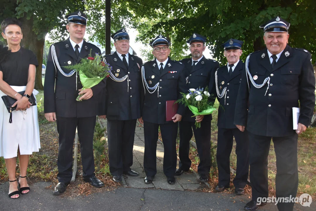 Pożegnanie proboszcza ks. Artura Michalaka w parafii pw. Świętej Trójcy w Zimnowodzie