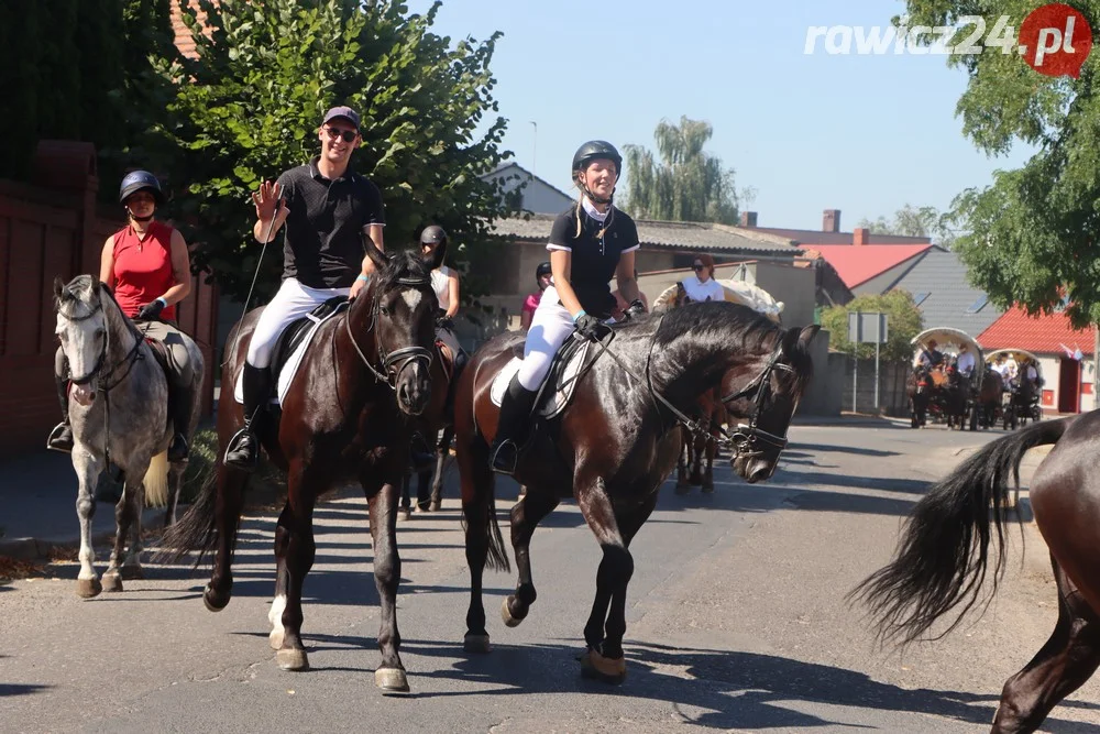 IV Rajd Konny Śladami Rodziny Czartoryskich - start w Starym Sielcu