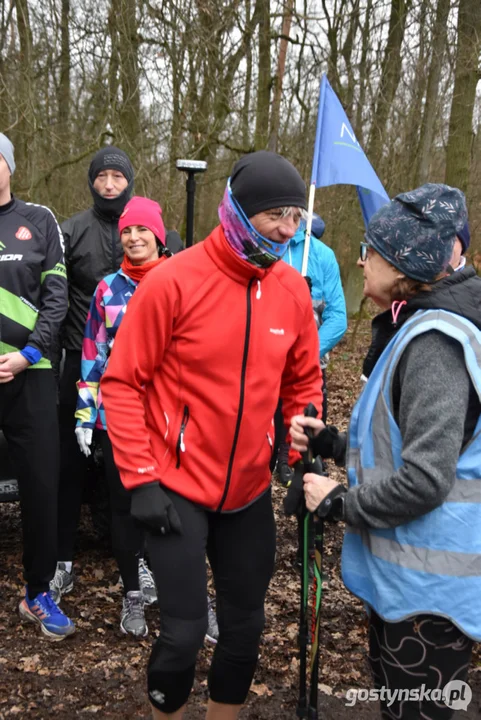 Biegająco zagrali dla WOŚP - Parkrun Gostyń i Grupa Nieprzemakalni Gostyń razem na trasie