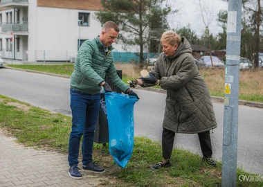 Ponad 1.000 osób włączyło się w wiosenne sprzątanie Ostrowa Wielkopolskiego - Zdjęcie główne