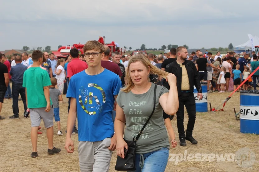 Zlot starych ciągników  wKucharach