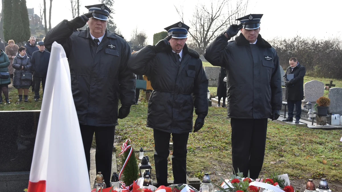 Obchody 85. rocznicy rozstrzelania 6 Polaków w Klonach