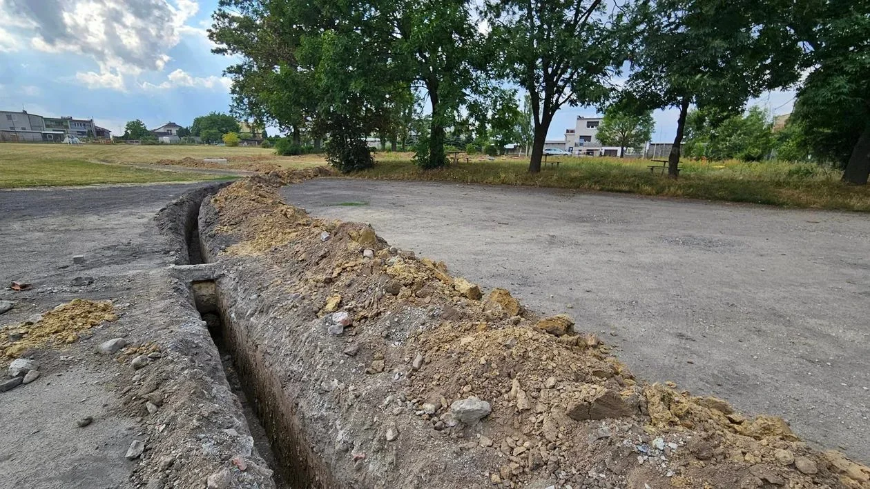 Umowa na dofinansowanie budowy pumptracka w sołectwie Dobrzyca - Nowy Świat podpisana - Zdjęcie główne