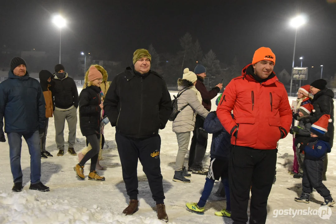 I Bieg Mikołajkowy na stadionie w Gostyniu