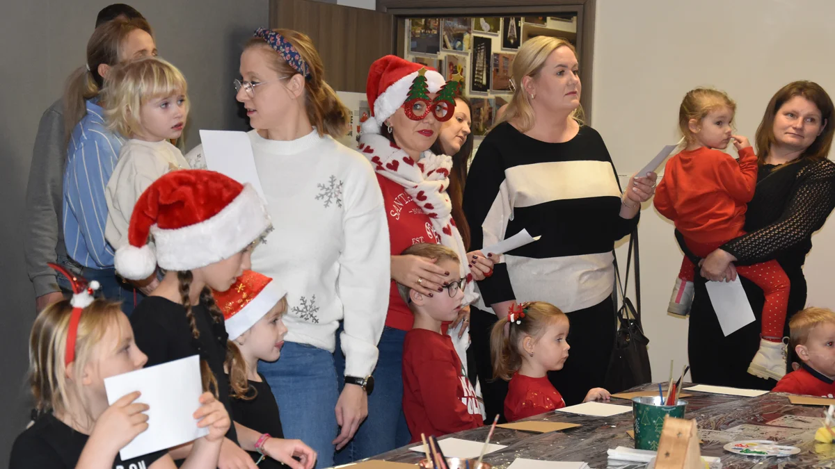 Mikołajki 2025 w Borku Wlkp. Dzieci awansowały na pomocników św. Mikołaja