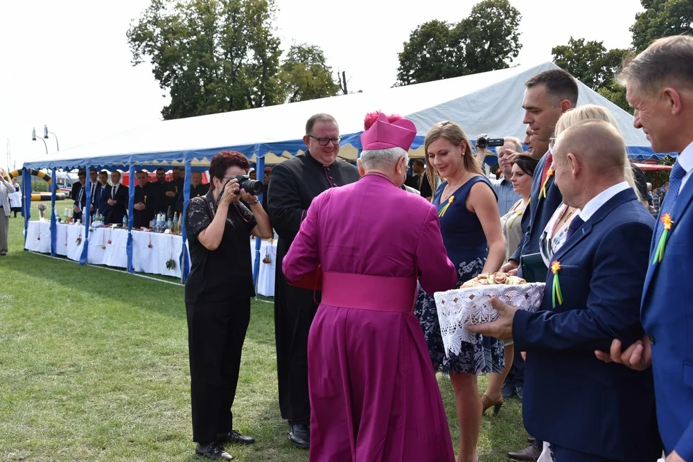 Dożynki powiatowe w Lutogniewie 2019