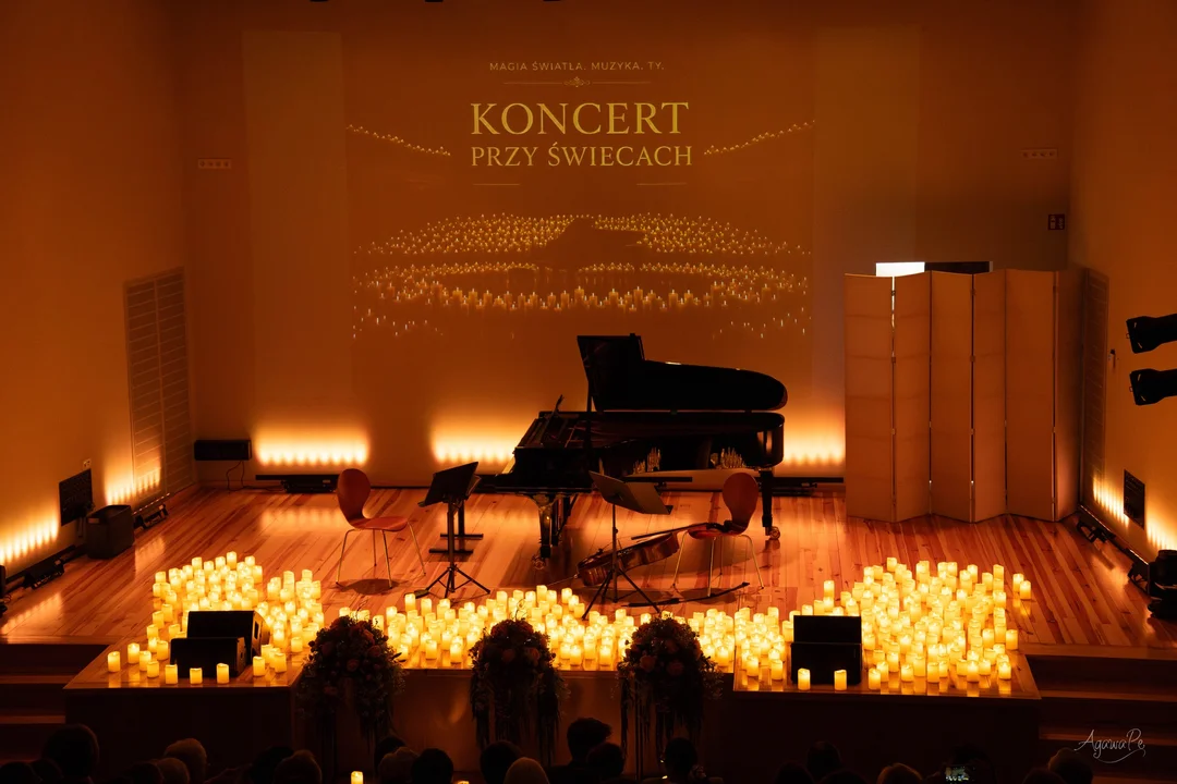 Koncert przy świecach w Pleszewie