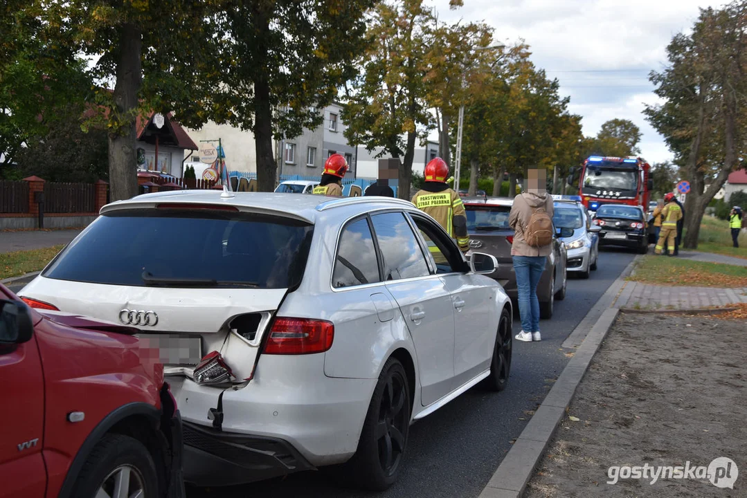 Niedzielny wypadek na ul. Wrocławskiej (DW434) w Gostyniu