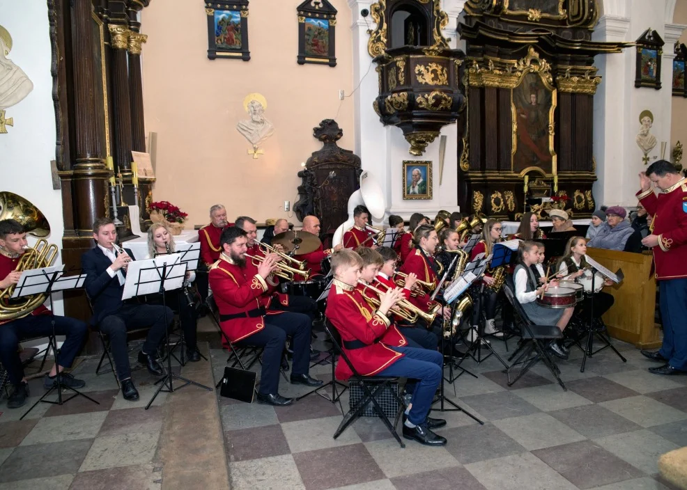 Koncert Orkiestry Dętej w Choczu