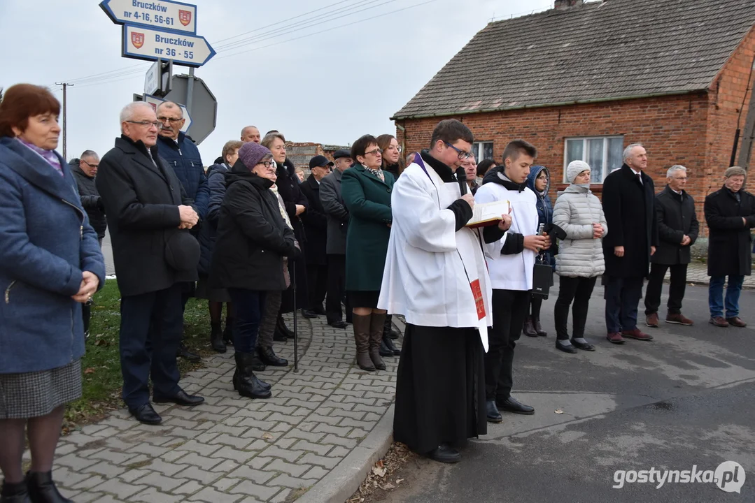 Poświęcenie kapliczki maryjnej w Bruczkowie (gm. Borek Wlkp.)