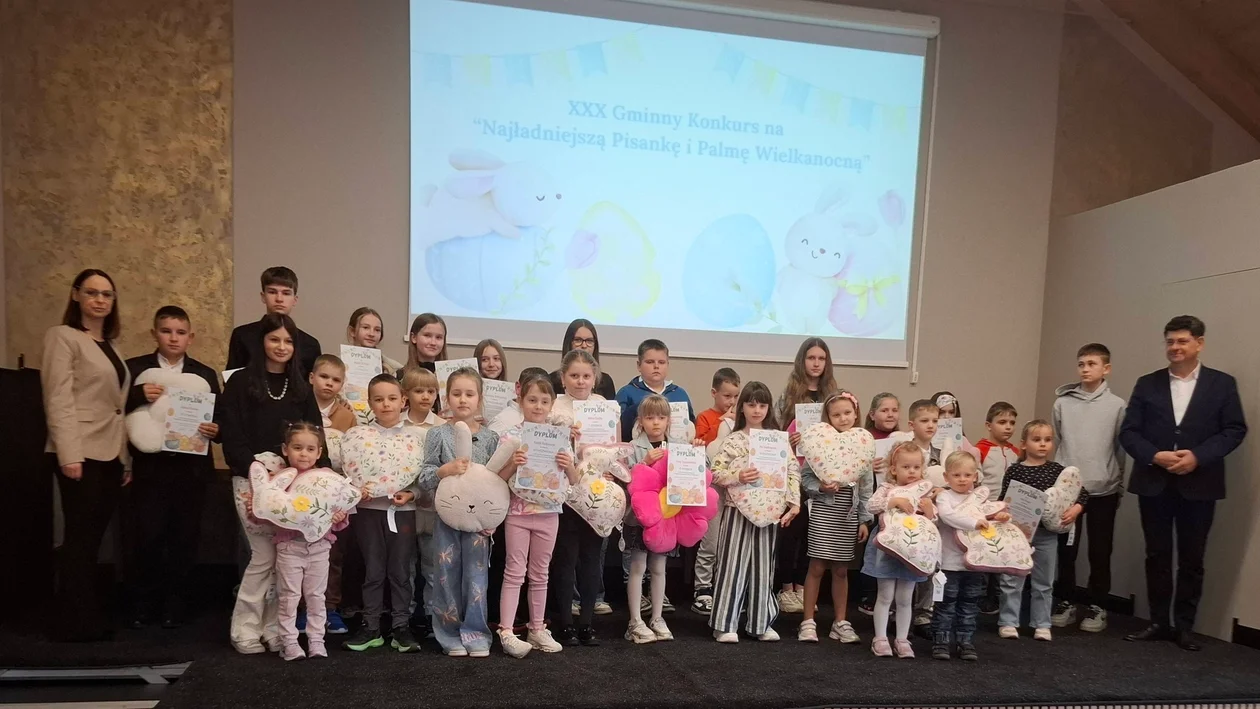 Wielkanocna kreatywność nagrodzona. Laureaci jubileuszowej edycji konkursu odebrali upominki
