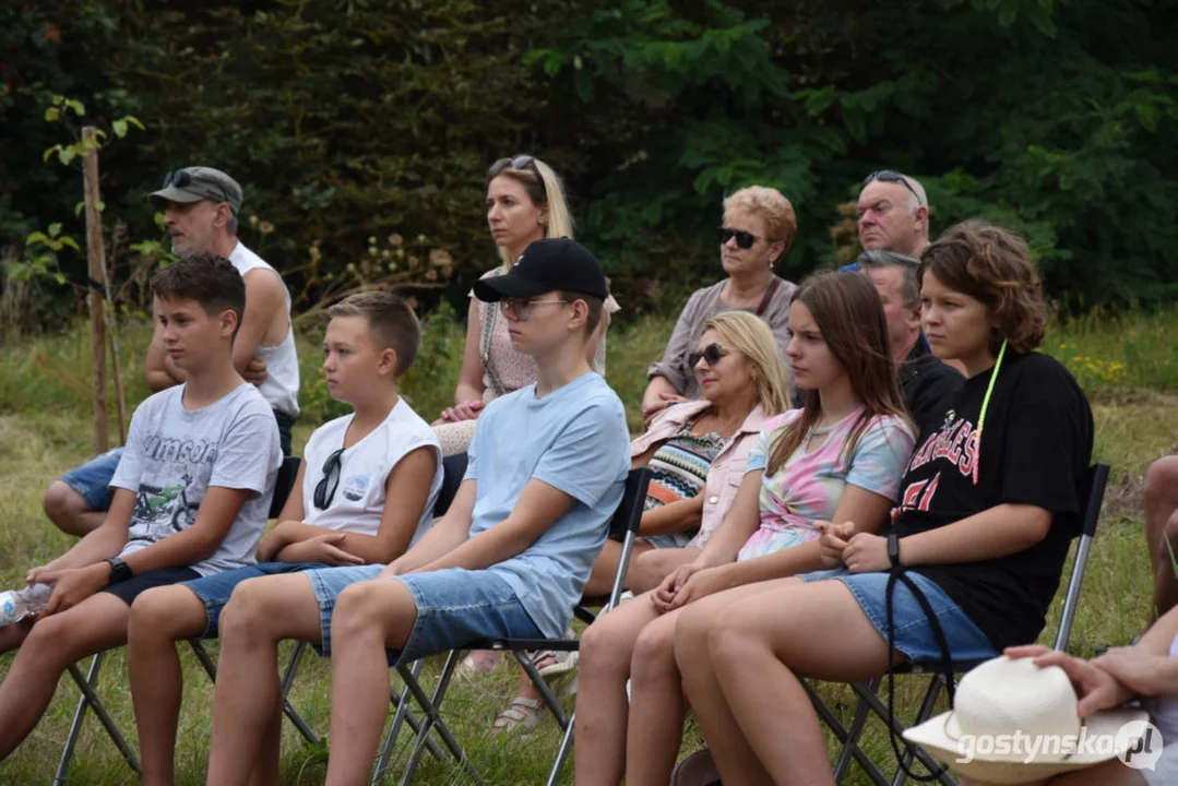 W harmonii z przyrodą - koncert w sadzie w Borku Wlkp.