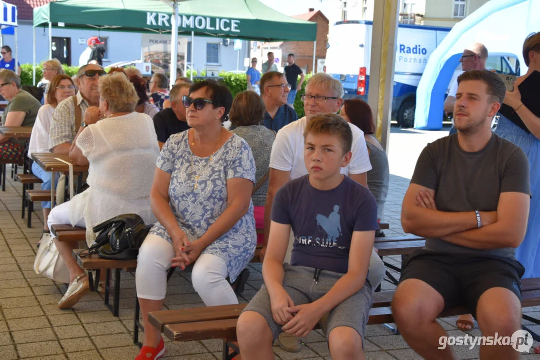 Święto Sera Smażonego w  w Pogorzeli - ustanowili rekord Polski  na największą porcję sera smażonego