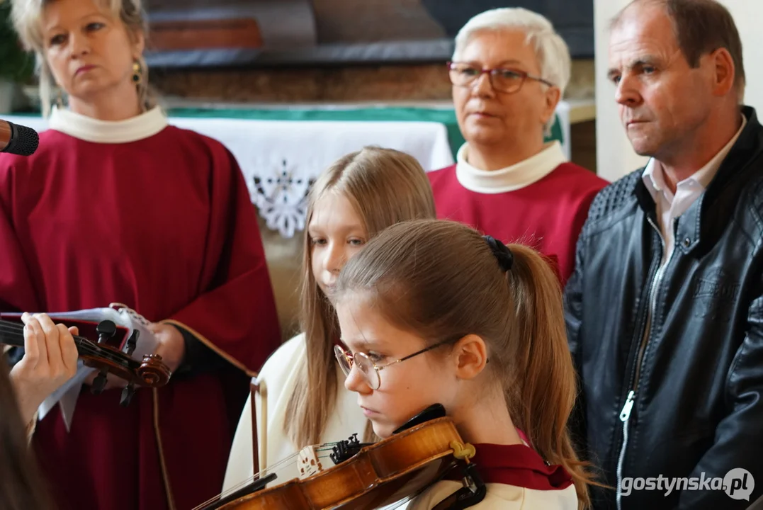 Pierwsza Komunia Święta w parafii pw. Św. Michała Archanioła w Pogorzeli