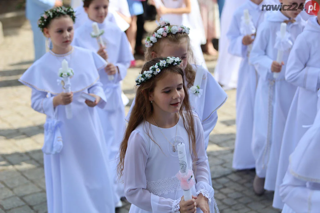 Pierwsza Komunia Święta w "białym" kościele