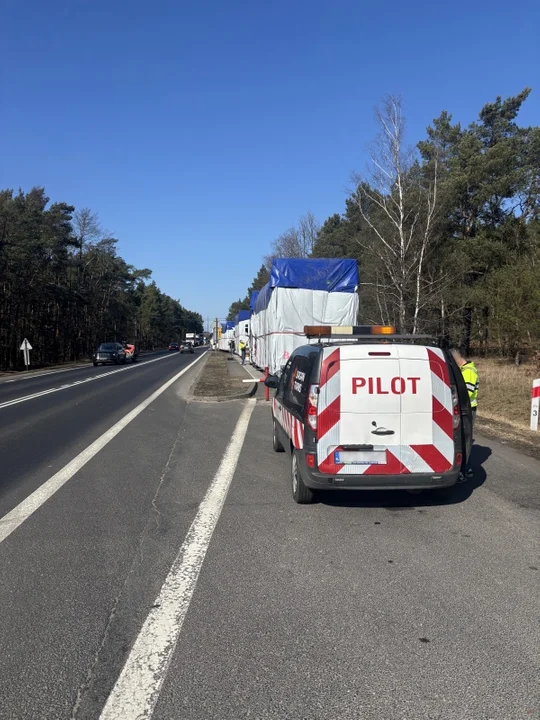78 tys. zł kary! Tyle grozi firmie transportowej, która skontrolowali inspektorzy na krajowej 10