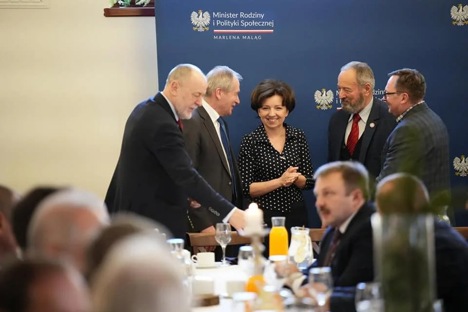 Minister Marlena Maląg gościła w powiecie krotoszyńskim [ZDJĘCIA] - Zdjęcie główne