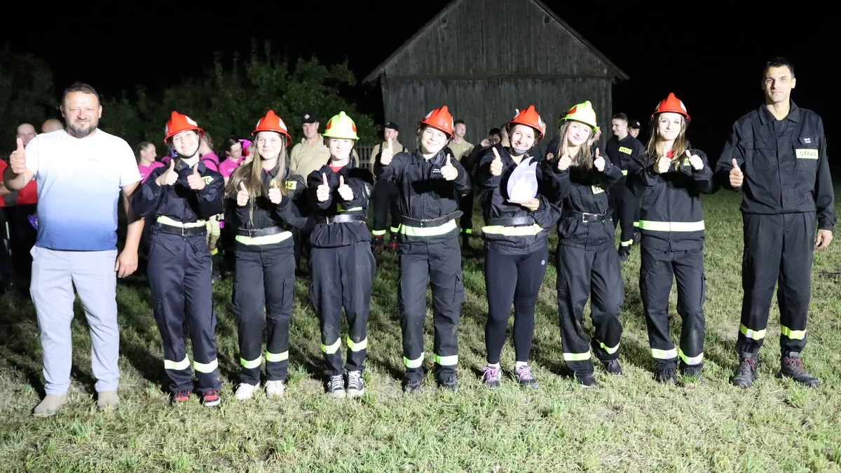 Nocne Zawody w Ćwiczeniu Bojowym w Jeziorach