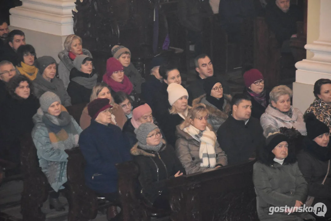 Otwarcie Kaplicy Wieczystej Adoracji we farze Gostyniu. Biskup Zdzisław Fortuniak w Gostyniu