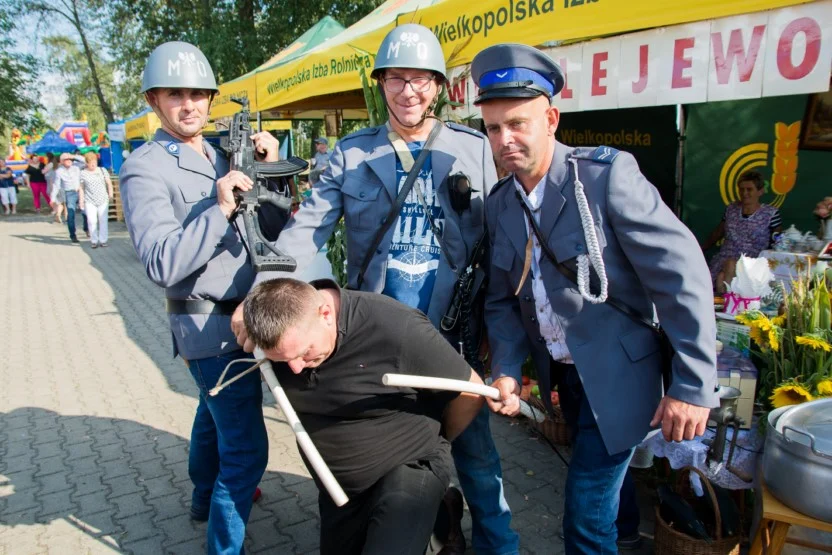 Dożynki wiejskie w Goli w stylu PRL-u