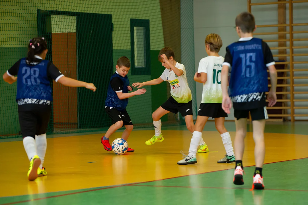 Akademia Talentów i Biały Orzeł na Sportowych Mikołajkach