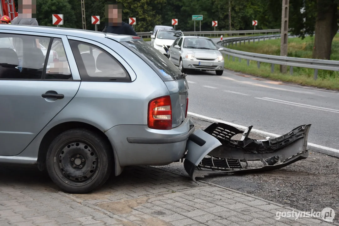 Zderzenie trzech samochodów na DK12