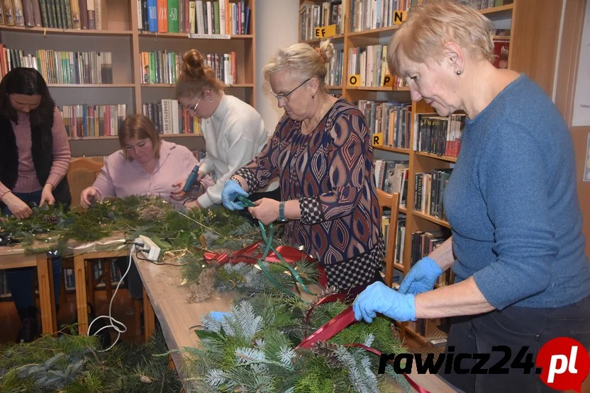 Warsztaty świąteczne w bibliotece