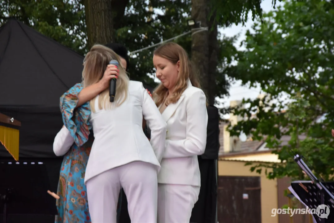 Fontanna pełna muzyki - jubileuszowy koncert zespołu Trio w Borku Wlkp.