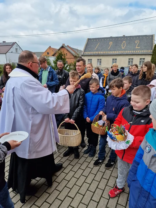 Święcenie potraw w Lutogniewie, Dzierżanowie, Bożacinie i Wróżewach