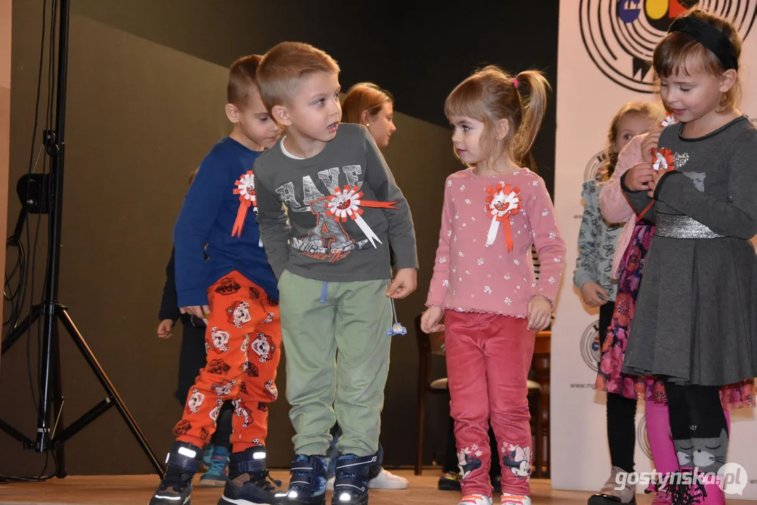 Międzypokoleniowe warsztaty kotylionowe w Borku Wlkp.