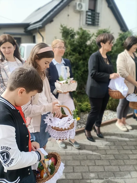 Święcenie potraw w Lutogniewie, Dzierżanowie, Bożacinie i Wróżewach [ZDJĘCIA]