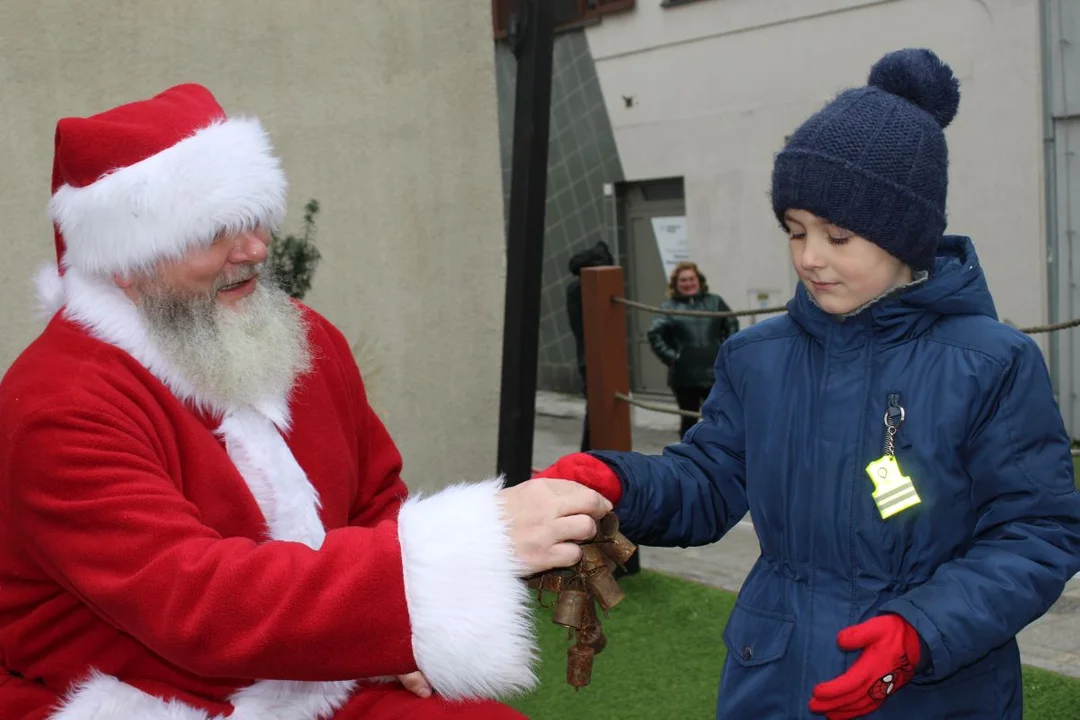 W Jarocinie trwa Jarmark Świąteczny. Zobacz, co można kupić