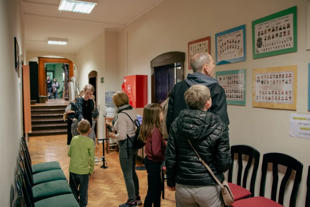 Tradycyjnie już podczas Nocy Muzeów drzwi dla zwiedzających otworzyły Pałac Radolińskich oraz Spichlerz Polskiego Rocka.
