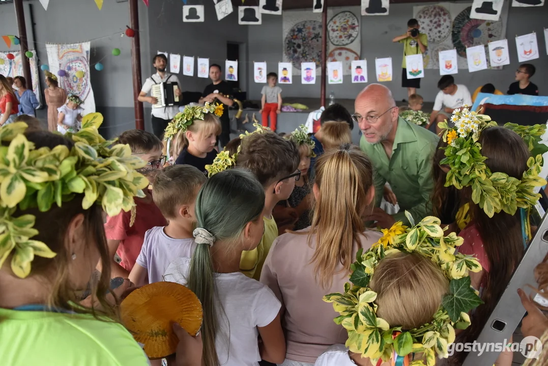 Tabor Wielkopolski 2023 w Starej Krobi. Dzieci stworzyły własną legendy. Starzy gotowali, śpiewali i tańcowali