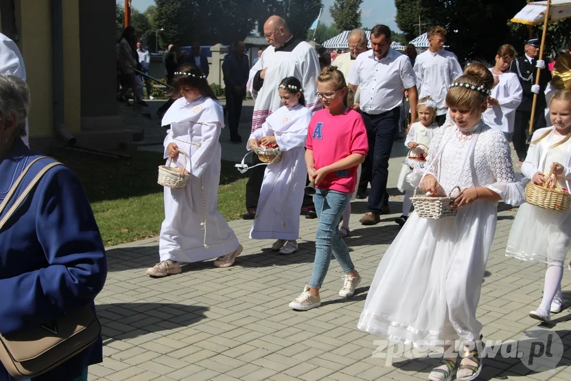 Odpust i wprowadzenie nowego księdza w Kuczkowie