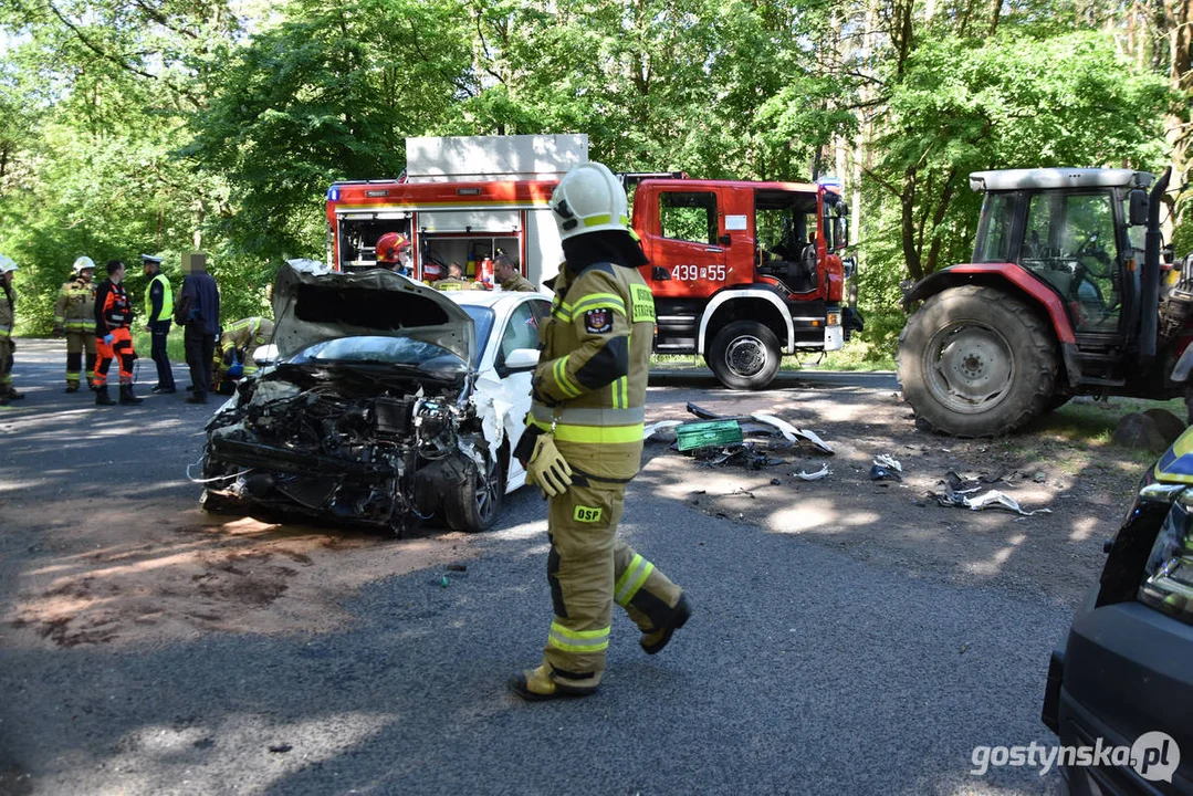 Wypadek drogowy na DW437 Borek Wlkp.- Dolsk