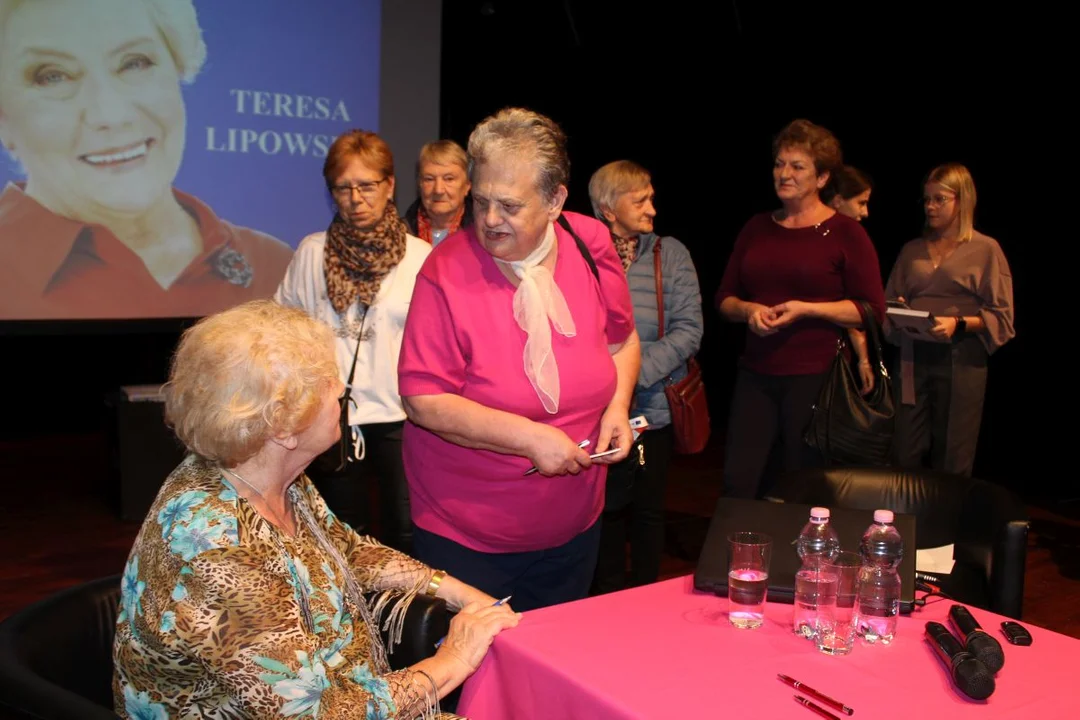 Aktorka Teresa Lipowska, gwiazda "M jak Miłość" w Jarocinie