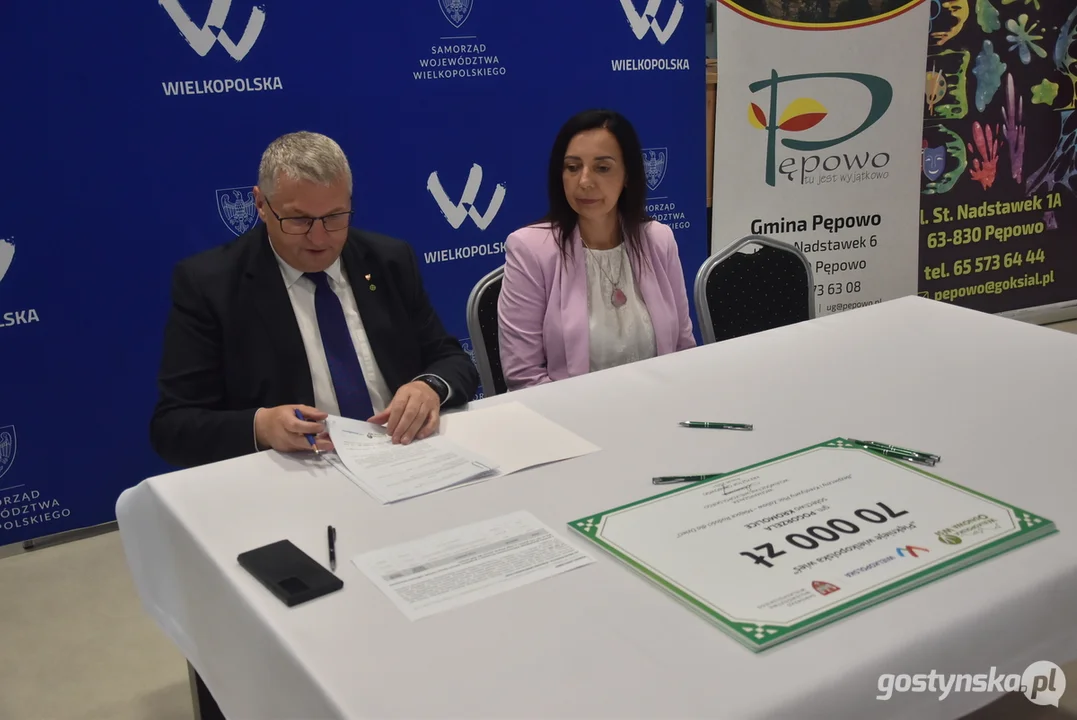 Wręczenie dofinansowań w ramach XV edycji konkursu "Pięknieje wielkopolska wieś" w Pępowie