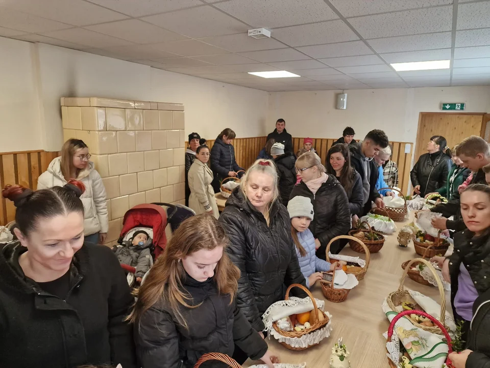 Święcenie potraw w Lutogniewie, Dzierżanowie, Bożacinie i Wróżewach