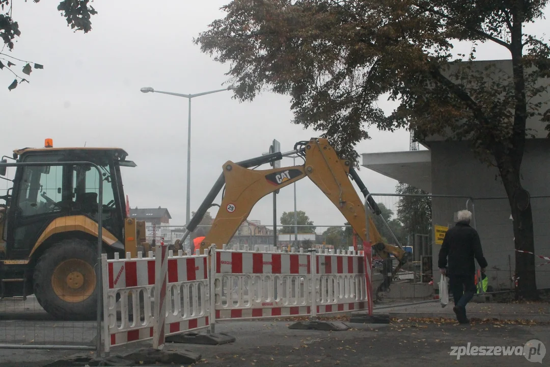 Do kiedy będzie zamknięta ulica Ogrodowa w Pleszewie? [ZDJĘCIA] - Zdjęcie główne