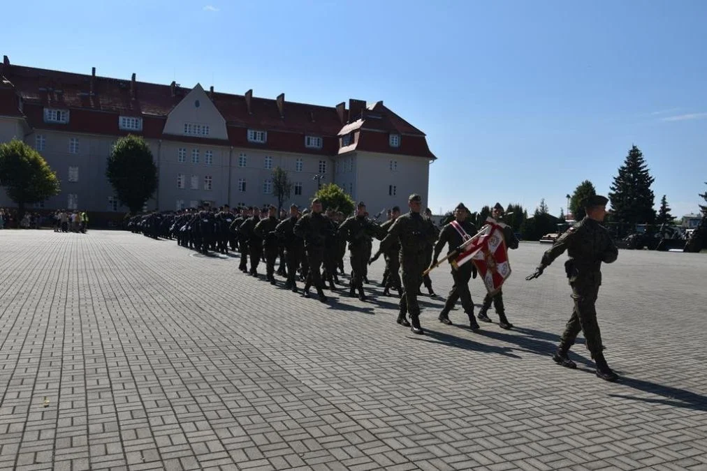 Święto Wojska Polskiego w 16. Jarocińskim Batalionie Remontu Lotnisk